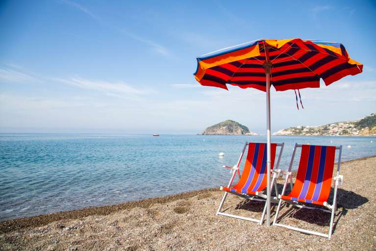 Urlaub auf Ischia mit freiem Strand
